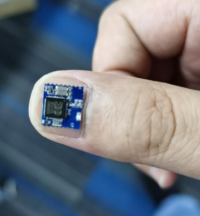 芯片级蓝牙WiFi二合一模块 pc版雷竞技什么时候出来
B30多功能突破尺寸限制